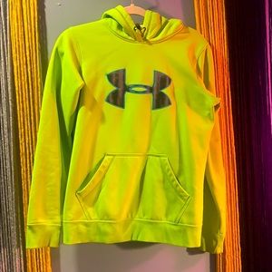 Under Amour Sweatshirt!😁